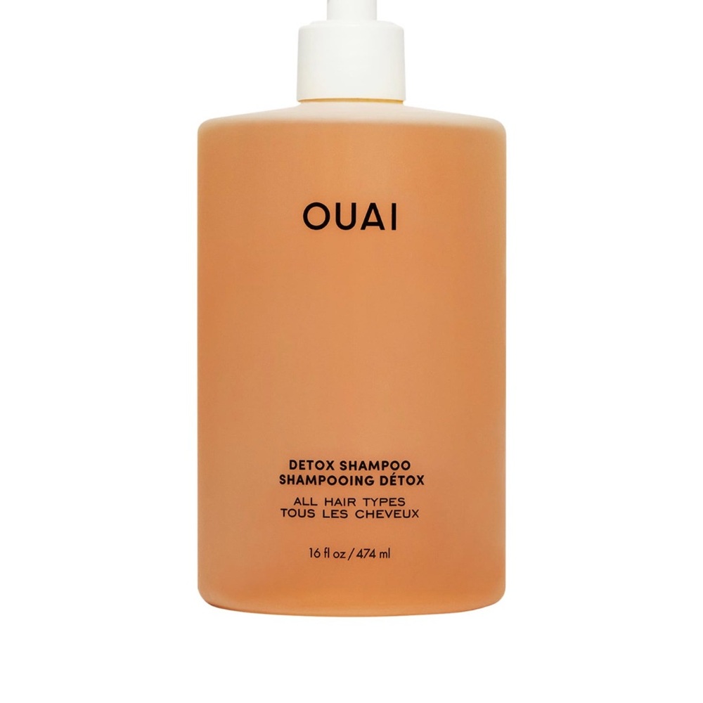 OUAI Detox Shampoo in Warm Orange